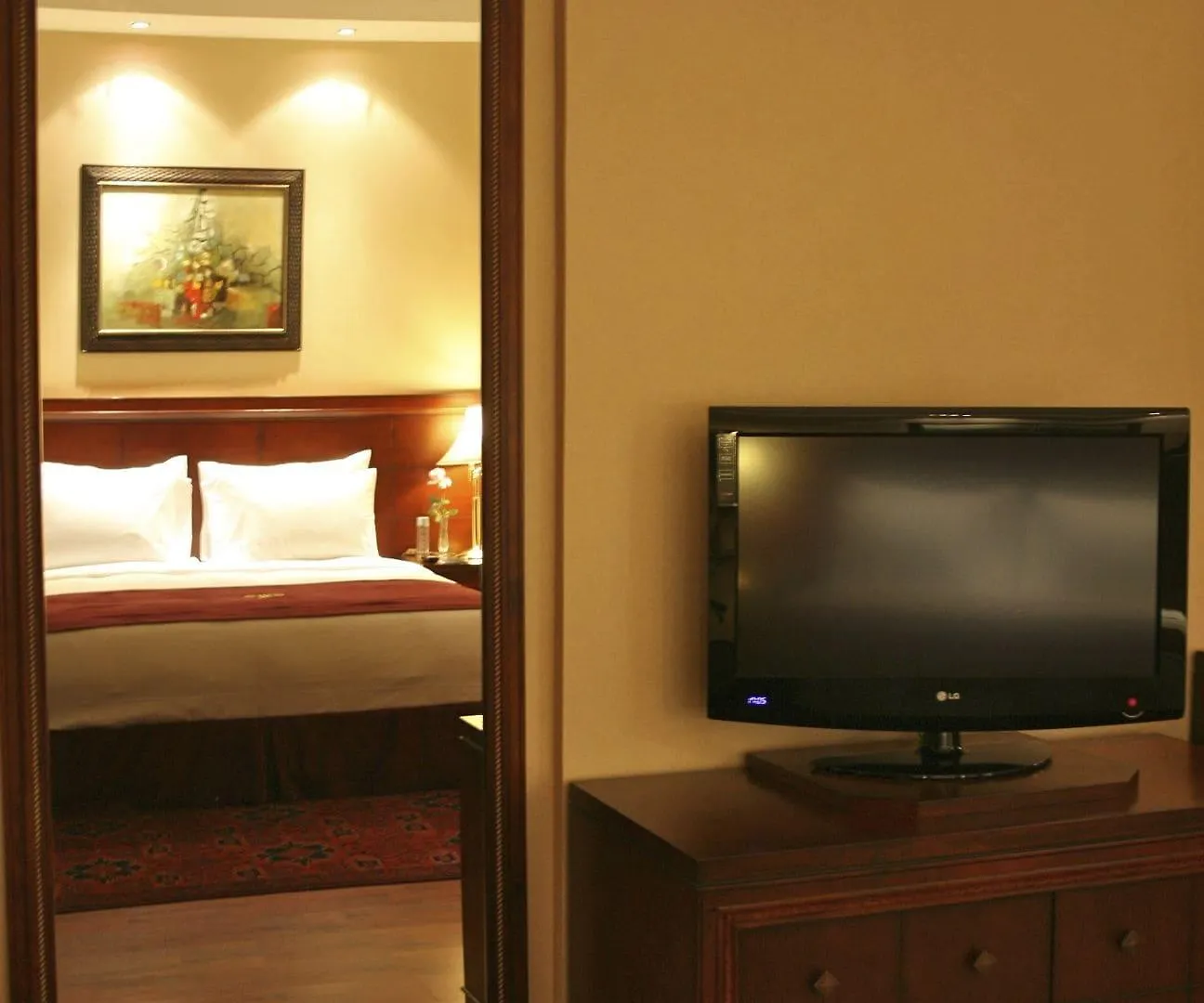 Trianon Royal Hotel Αμπού Ντάμπι 0*,