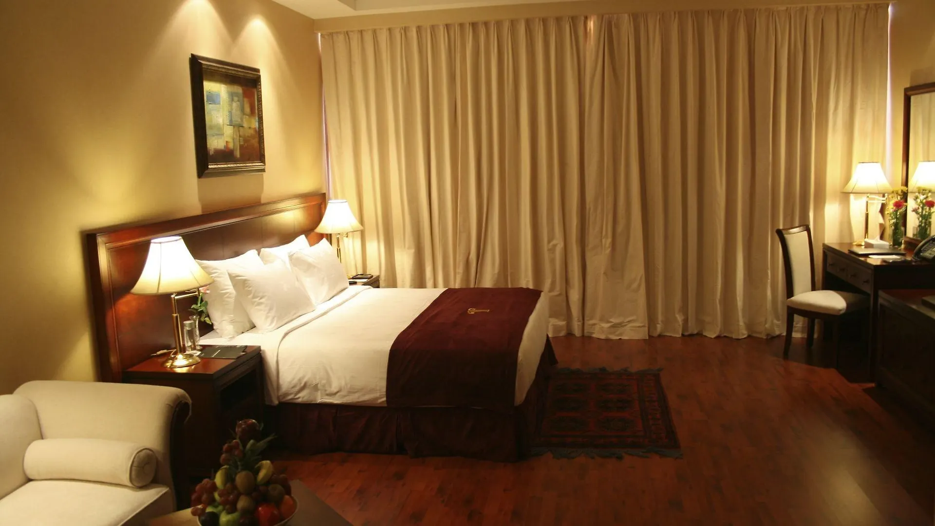 Trianon Royal Hotel Αμπού Ντάμπι