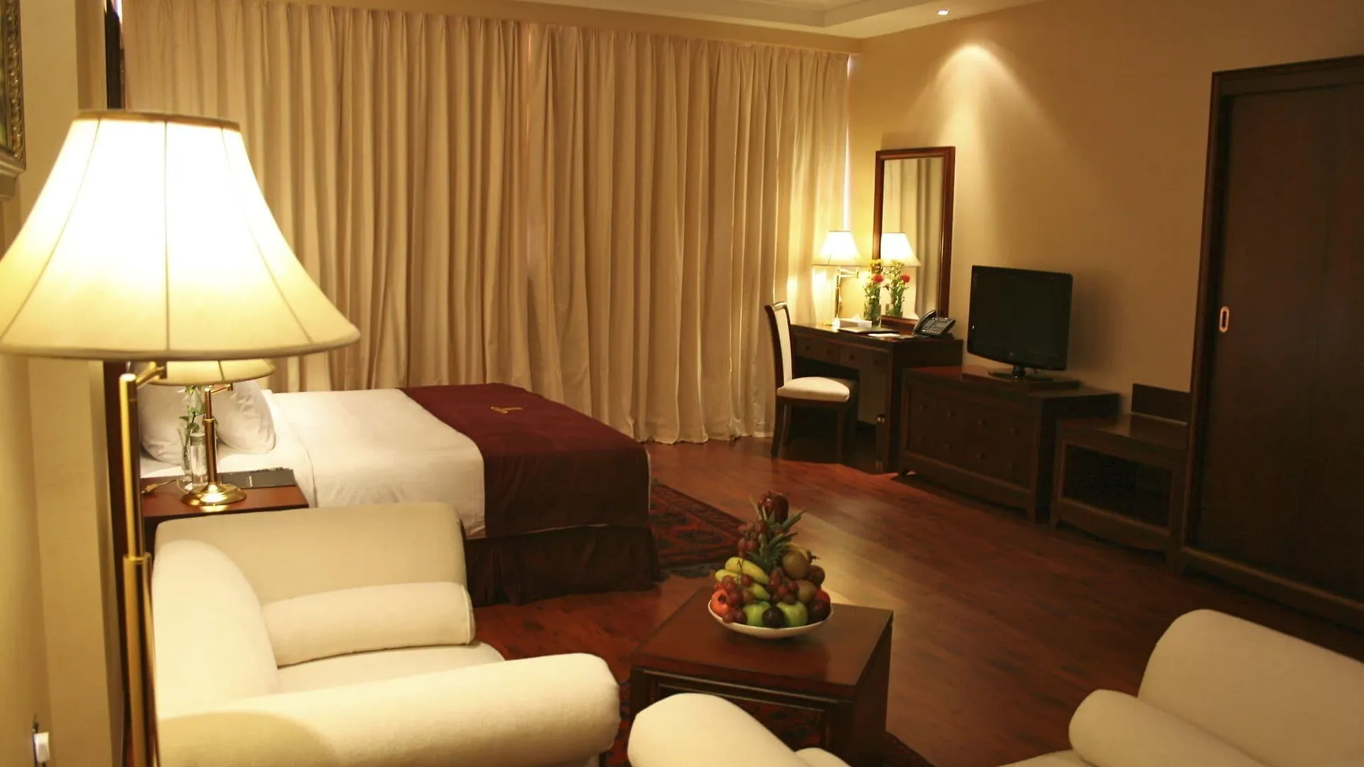 Trianon Royal Hotel Αμπού Ντάμπι 0*,  Ηνωμένα Αραβικά Εμιράτα