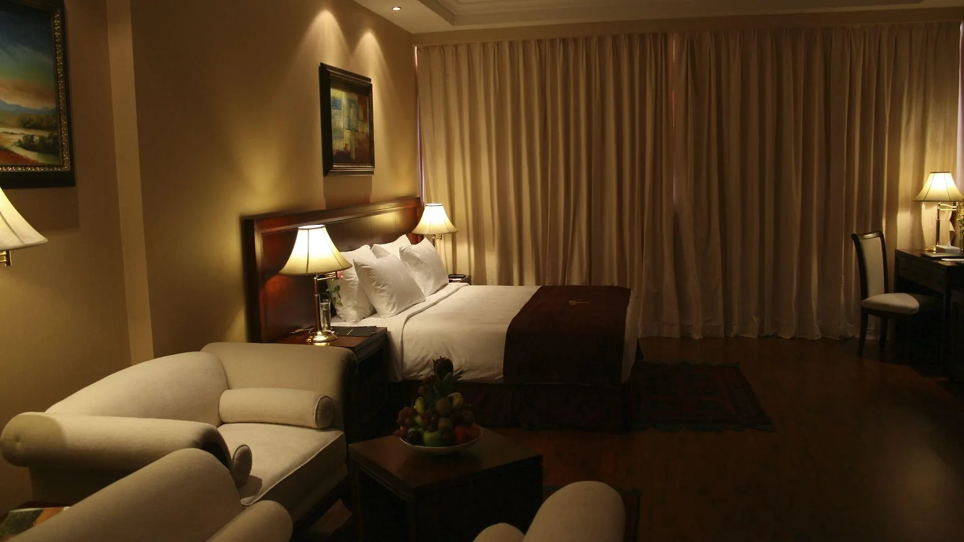 Trianon Royal Hotel Αμπού Ντάμπι Ηνωμένα Αραβικά Εμιράτα