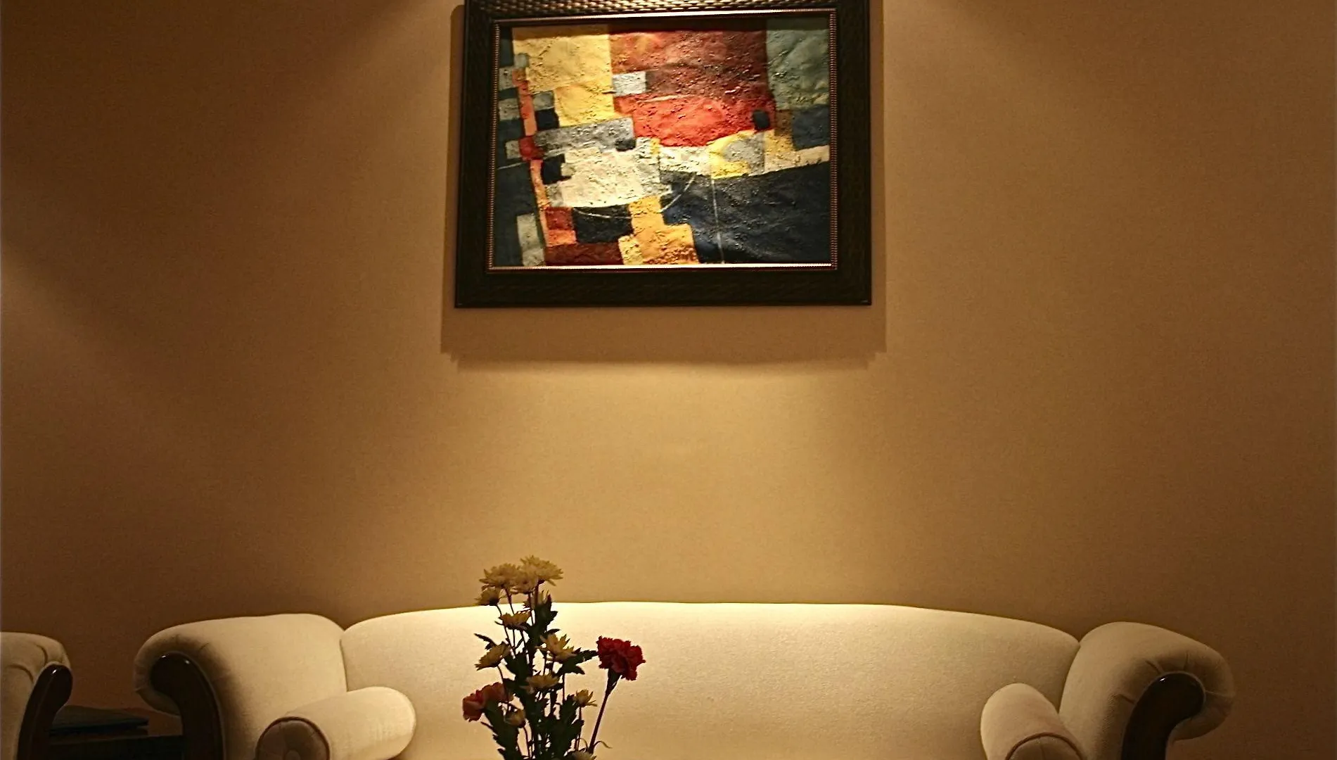 Trianon Royal Hotel Αμπού Ντάμπι 0*,  Ηνωμένα Αραβικά Εμιράτα