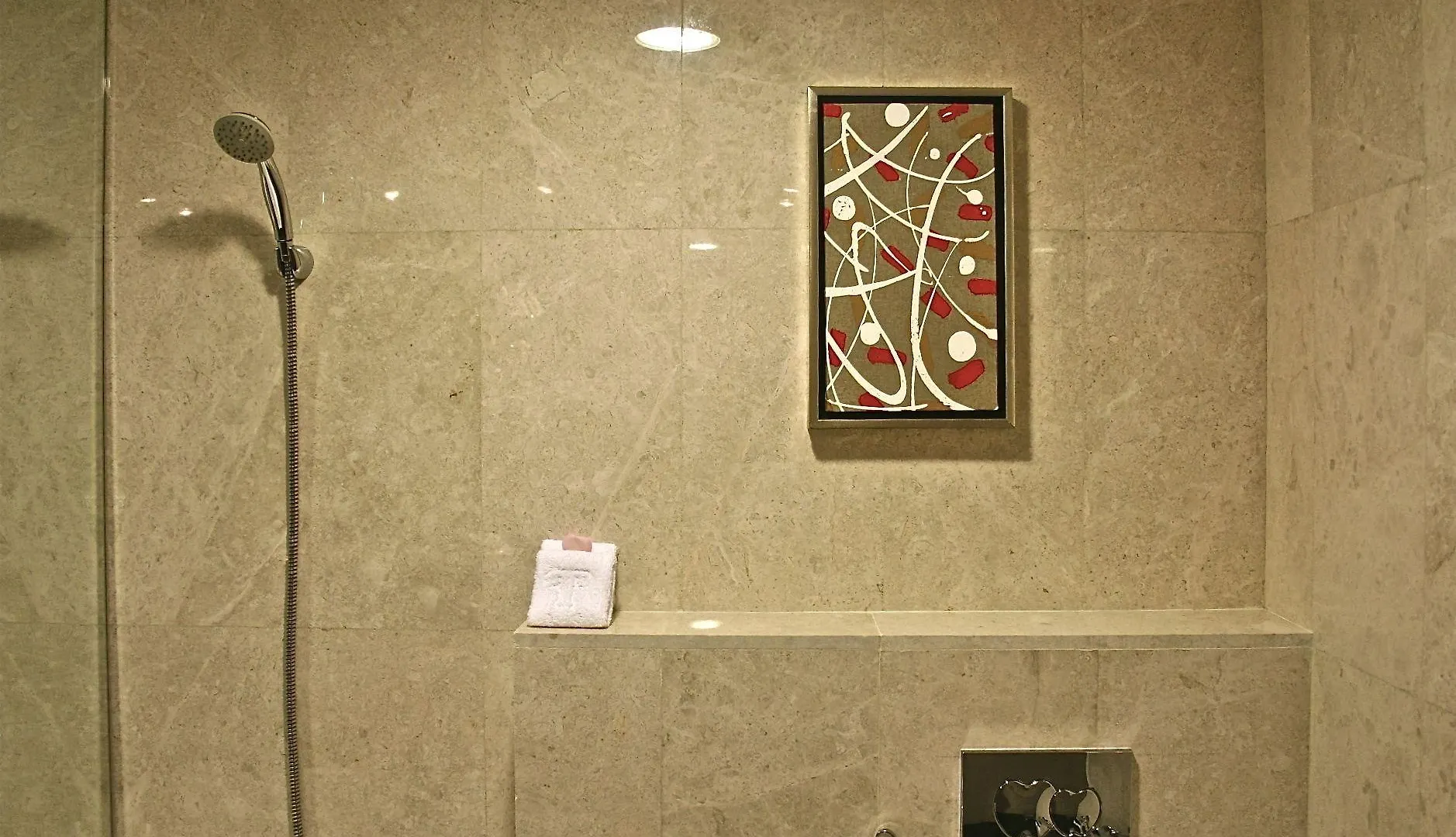 Trianon Royal Hotel Αμπού Ντάμπι